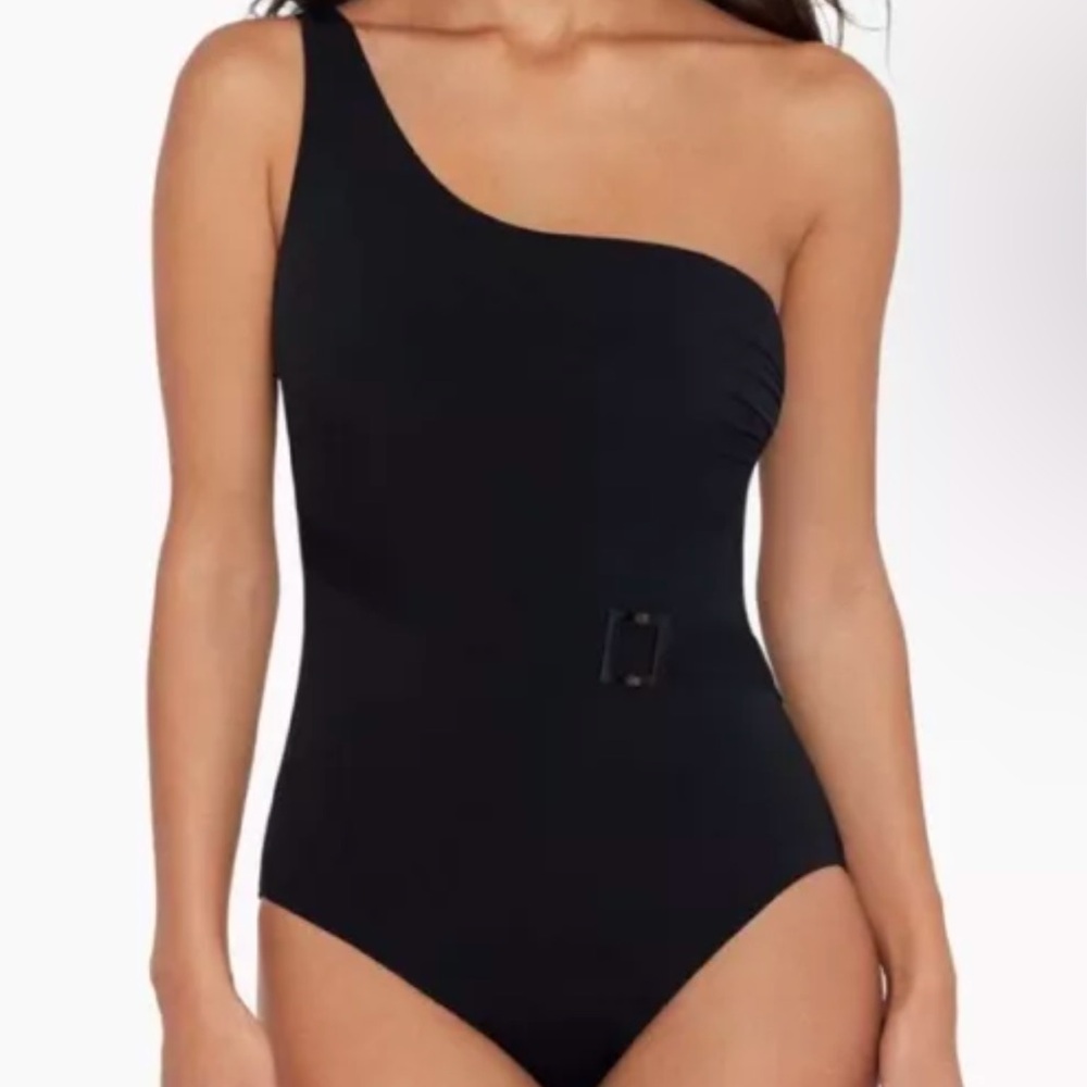 Triomphe One Shoulder One Piece Swimsuit